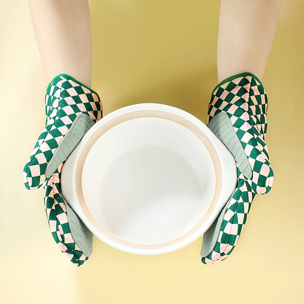 ถุงมือซิลิโคนสำหรับเตาอบ ทนควา - Kitchen Baking Gloves บทวิจารณ์และราคา